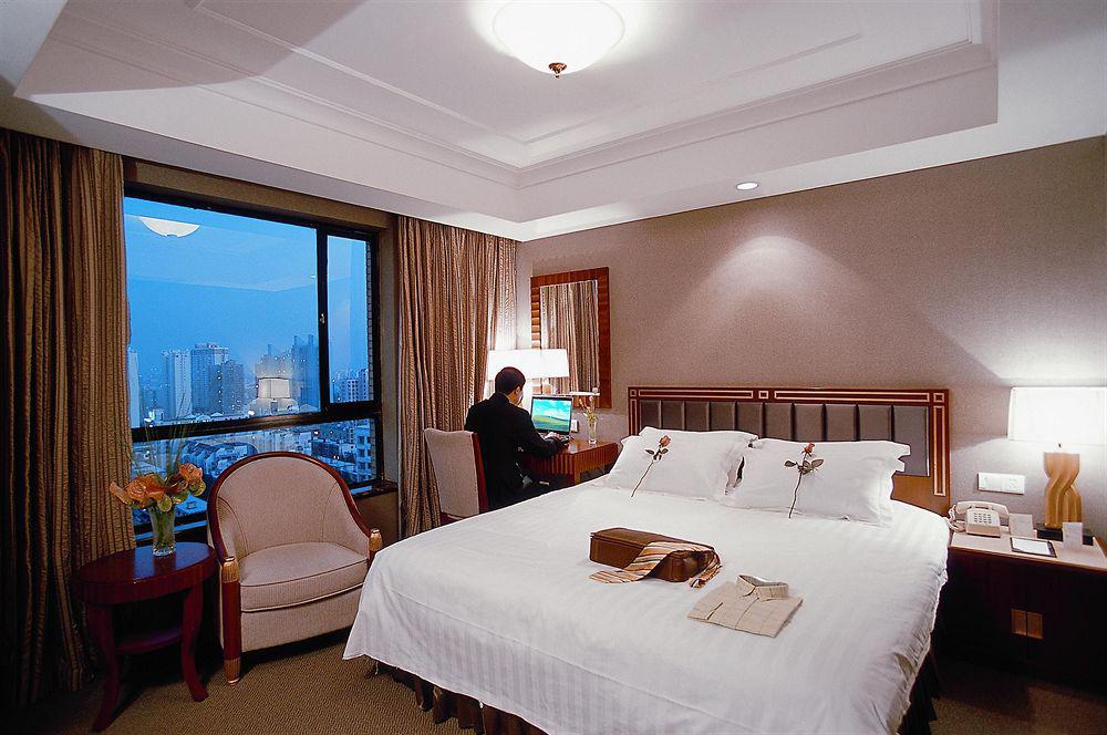Shanghai Everbright International Hotel Szoba fotó